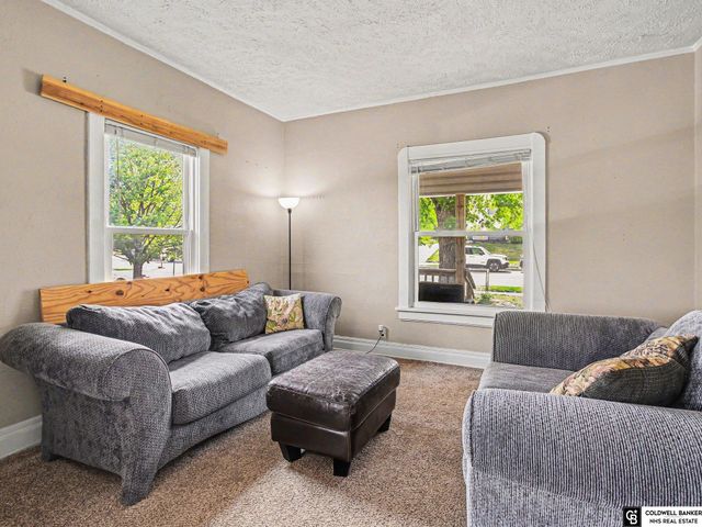 123 N 31 Avenue, Omaha, NE 68131