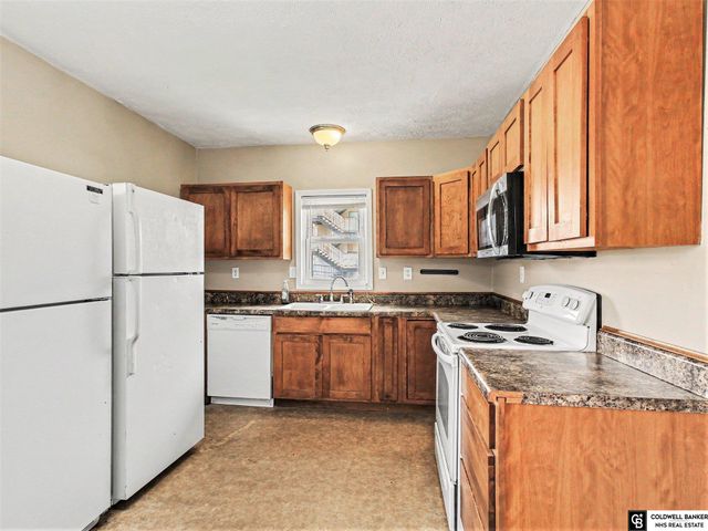 123 N 31 Avenue, Omaha, NE 68131