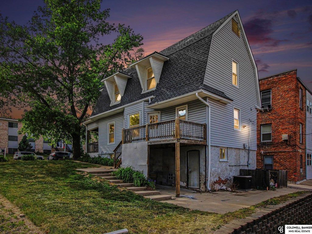 123 N 31 Avenue, Omaha, NE 68131