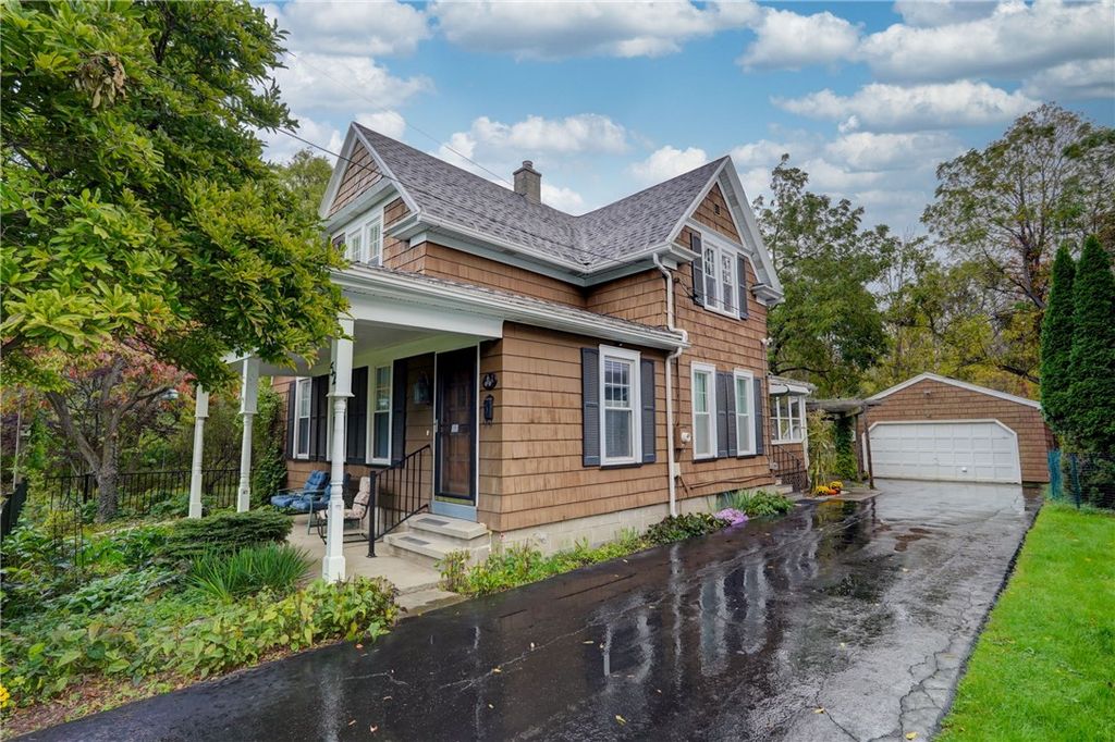 52 Legionnaire Drive, Irondequoit, NY 14617