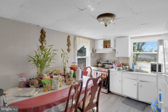 799 BELLEVUE AVE, Hammonton, NJ 08037
