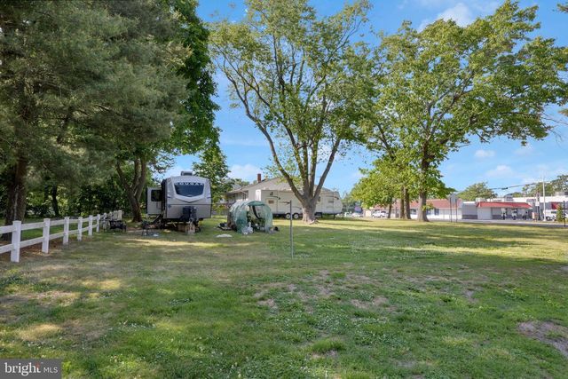 799 BELLEVUE AVE, Hammonton, NJ 08037