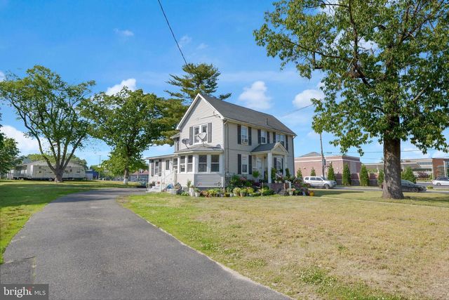 799 BELLEVUE AVE, Hammonton, NJ 08037