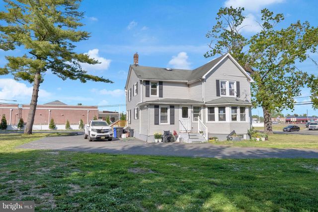 799 BELLEVUE AVE, Hammonton, NJ 08037