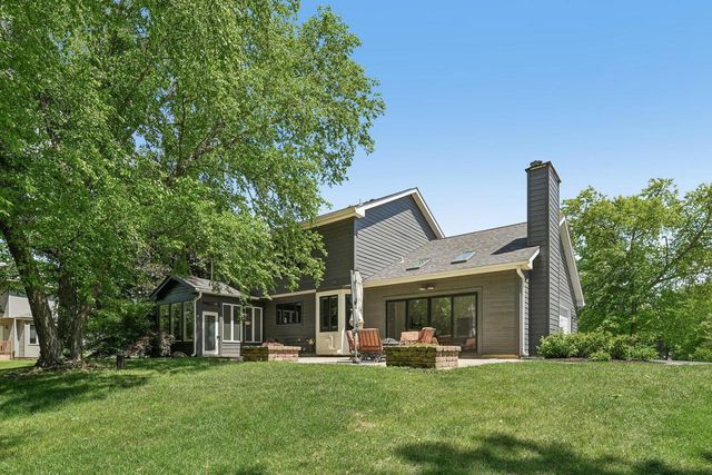 9608 400th AVENUE, Genoa City, WI 53128