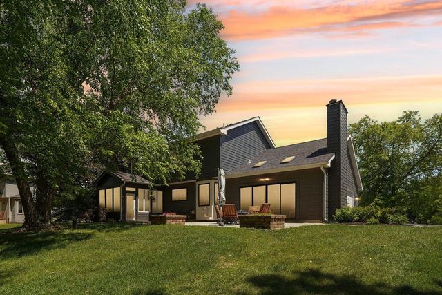 9608 400th AVENUE, Genoa City, WI 53128