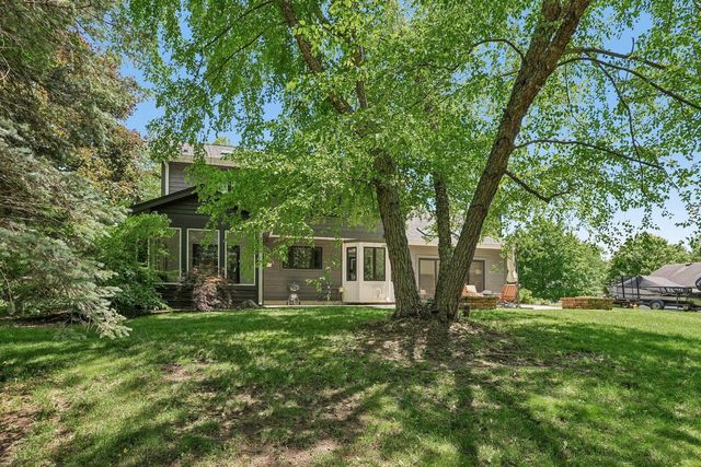 9608 400th AVENUE, Genoa City, WI 53128