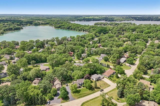 9608 400th AVENUE, Genoa City, WI 53128