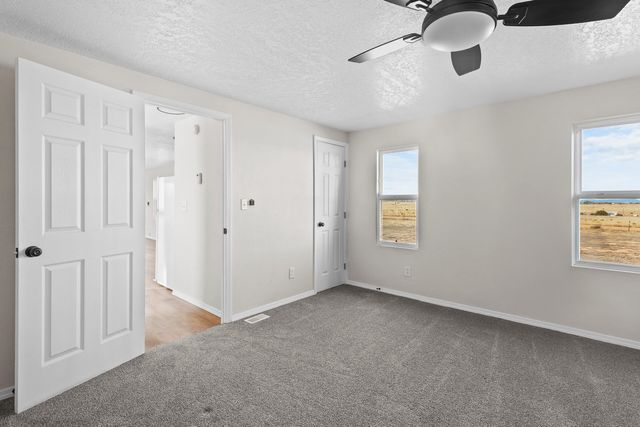 66 Coyote Loop, Moriarty, NM 87035