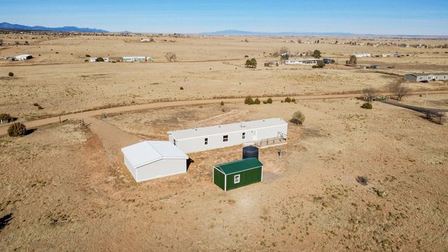 66 Coyote Loop, Moriarty, NM 87035