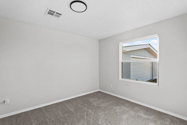 66 Coyote Loop, Moriarty, NM 87035