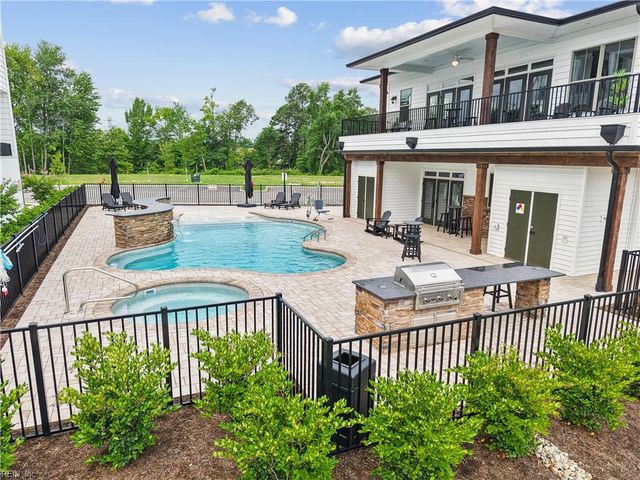 2002 Ashworth WAY, Suffolk, VA 23435
