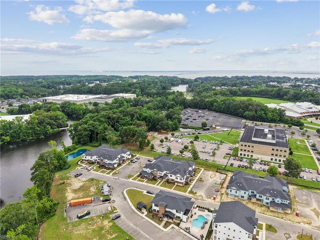 2002 Ashworth WAY, Suffolk, VA 23435