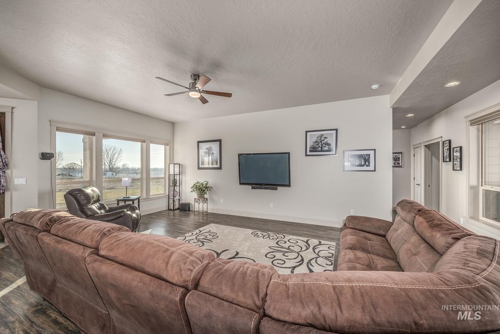 6916 E Brindle Point Dr, Nampa, ID 83687 photo 15