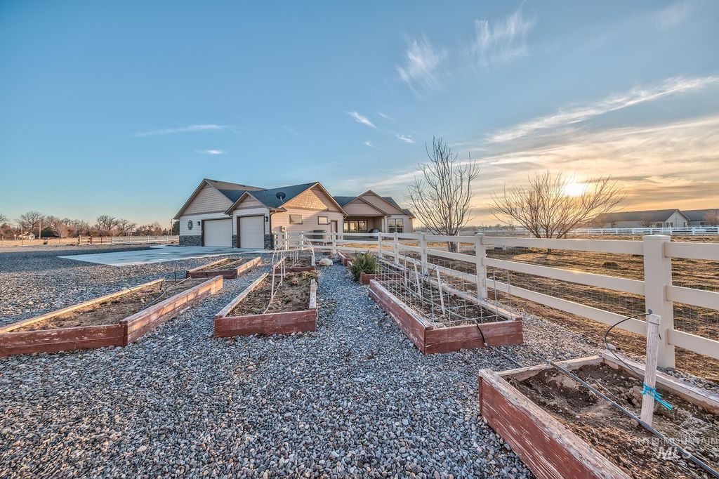 6916 E Brindle Point Dr, Nampa, ID 83687 photo 7