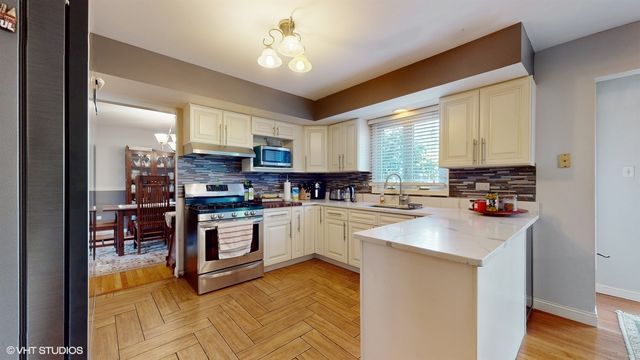 14467 Creekview Drive, Orland Park, IL 60467