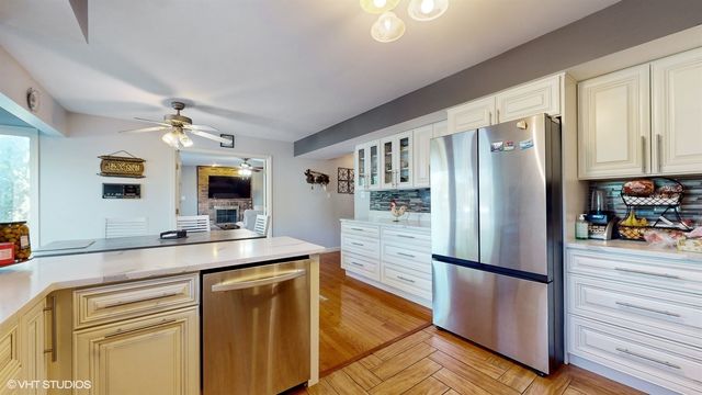 14467 Creekview Drive, Orland Park, IL 60467