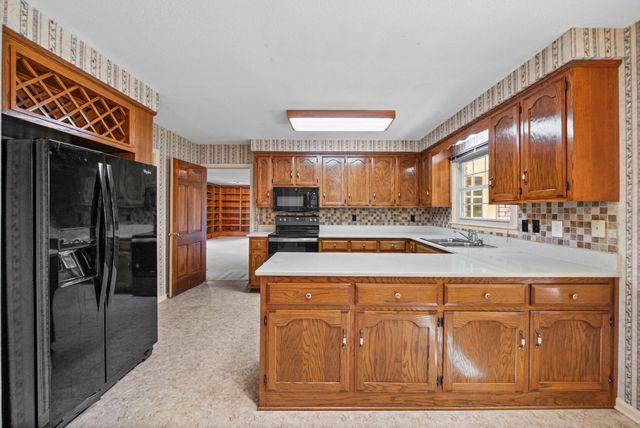409 Idlewood Dr, Clarksville, TN 37043