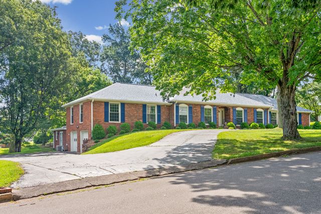 409 Idlewood Dr, Clarksville, TN 37043