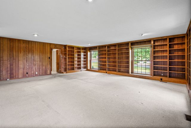 409 Idlewood Dr, Clarksville, TN 37043