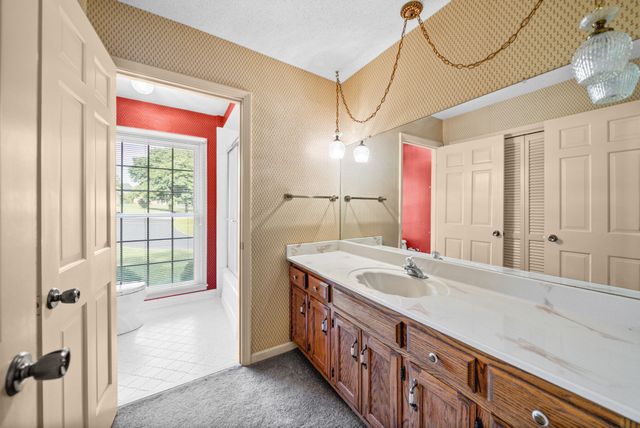 409 Idlewood Dr, Clarksville, TN 37043