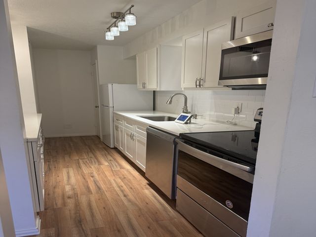 2627 Douglas Avenue 115, Dallas, TX 75219