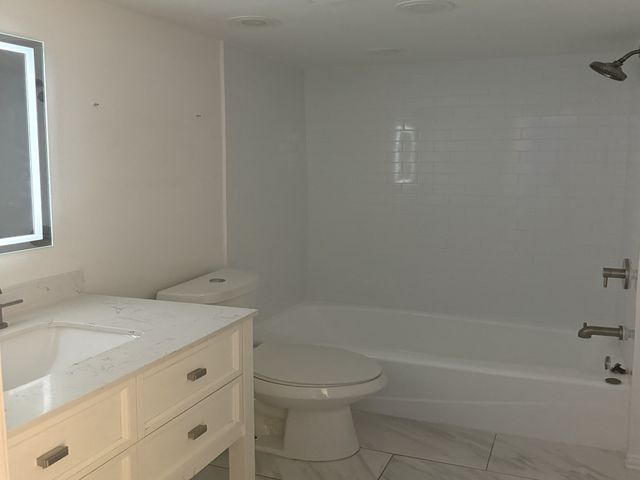 2627 Douglas Avenue 115, Dallas, TX 75219