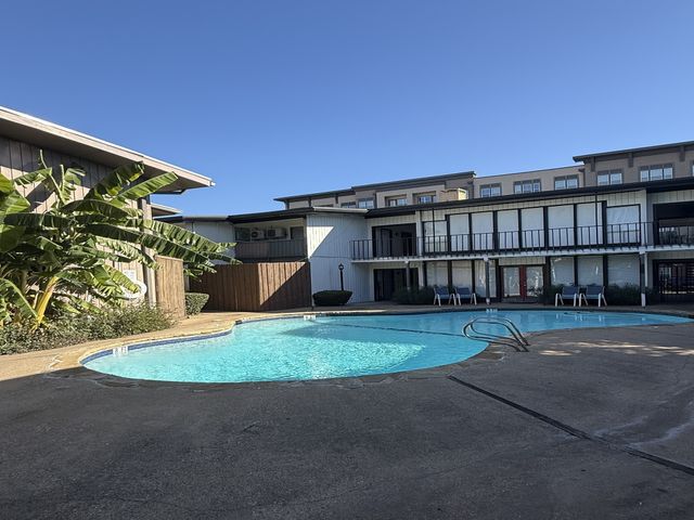 2627 Douglas Avenue 115, Dallas, TX 75219