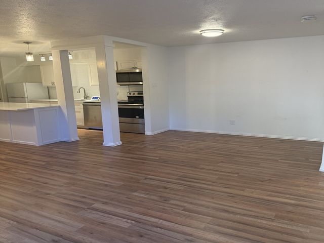 2627 Douglas Avenue 115, Dallas, TX 75219