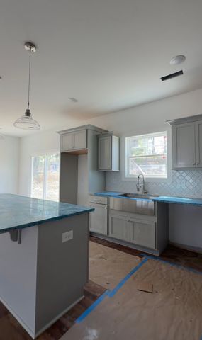 406 Legions Ct, La Vergne, TN 37086