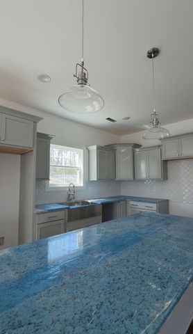 406 Legions Ct, La Vergne, TN 37086