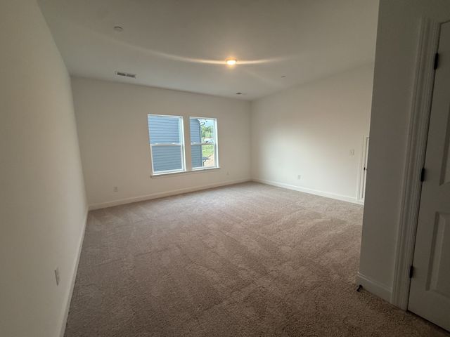 5429 Napa Valley Dr, Smyrna, TN 37167