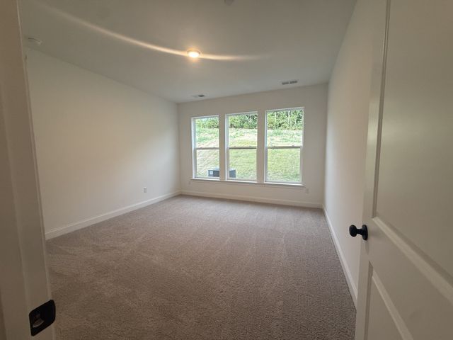 5429 Napa Valley Dr, Smyrna, TN 37167
