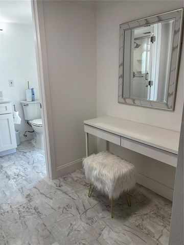 4904 38TH WAY S 417, St Petersburg, FL 33711