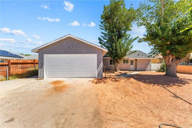 38544 33rd Street E East, Palmdale, CA 93550
