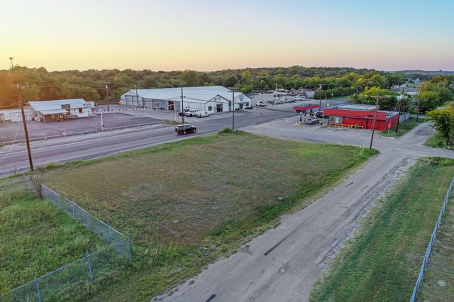 1206B S Oak Avenue, Mineral Wells, TX 76067