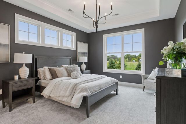 118 Spring Farm Road, North Oaks, MN 55127