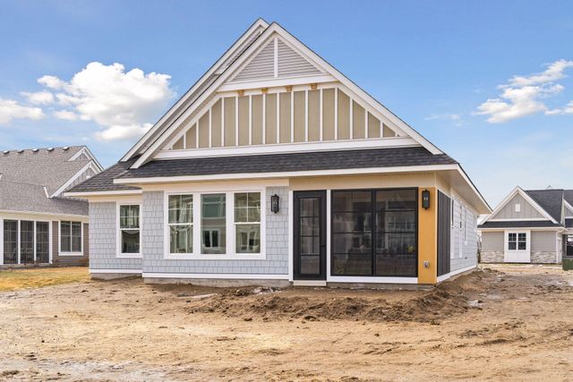 118 Spring Farm Road, North Oaks, MN 55127