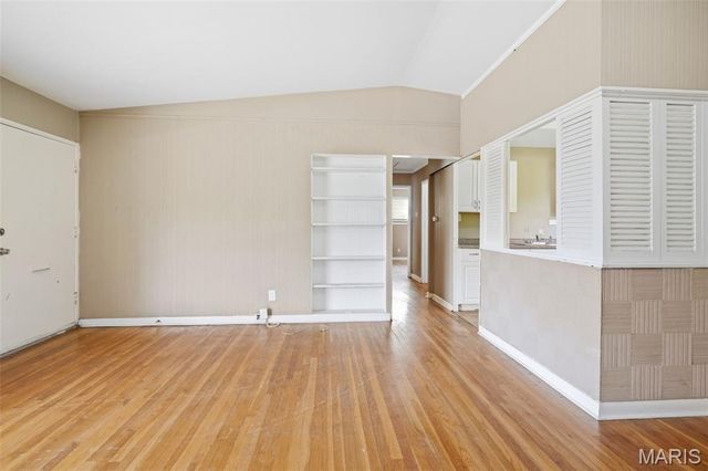 9808 Cambria Drive, St Louis, MO 63136