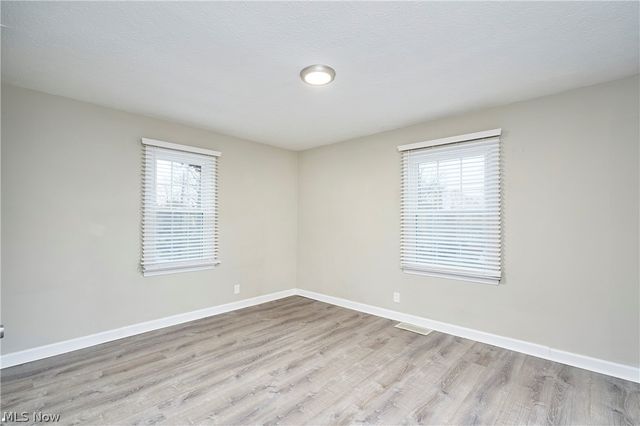 114 Davenport Avenue, Akron, OH 44312