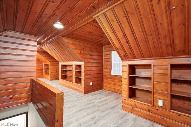 114 Davenport Avenue, Akron, OH 44312