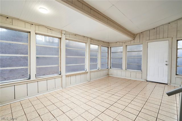 114 Davenport Avenue, Akron, OH 44312