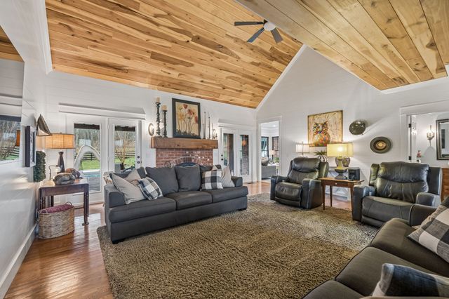 9739 Barlow Lane, Lascassas, TN 37085