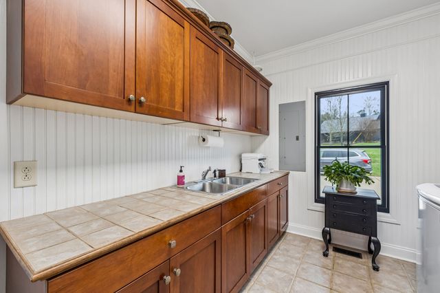 9739 Barlow Lane, Lascassas, TN 37085