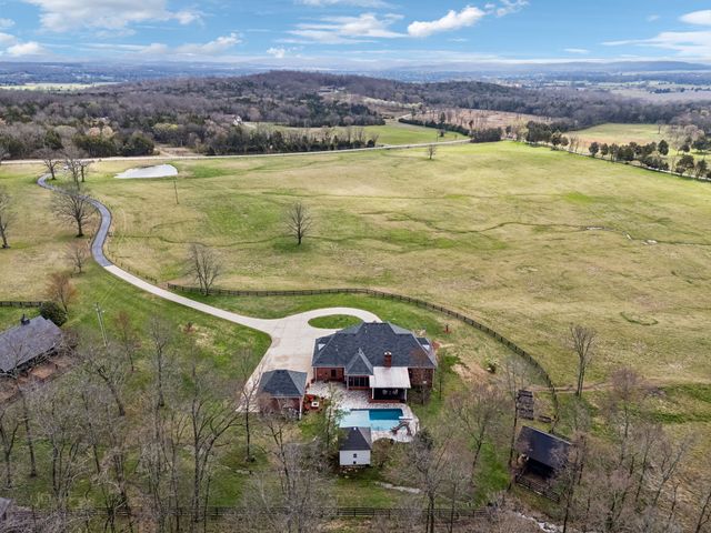 9739 Barlow Lane, Lascassas, TN 37085