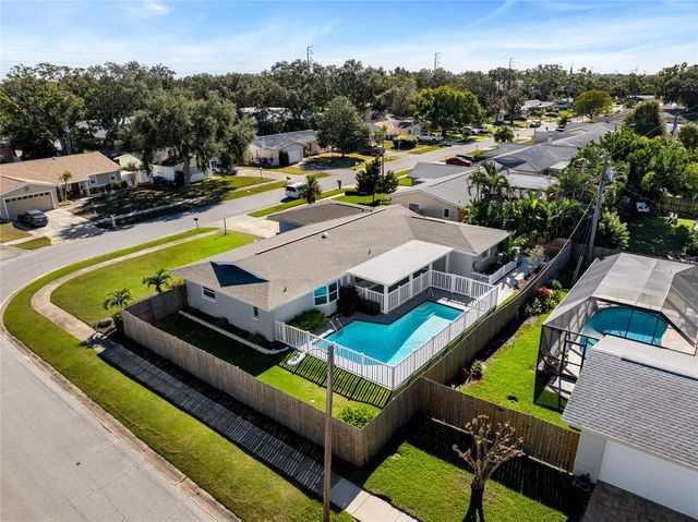 1856 CAMEO WAY, Clearwater, FL 33756