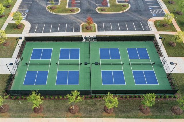 732 Coventry Cove Way, Acworth, GA 30102