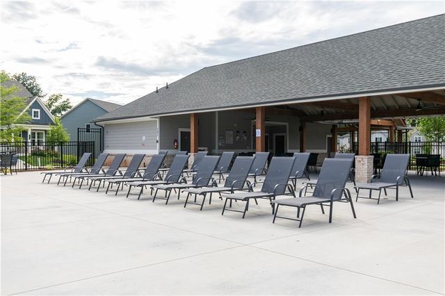 732 Coventry Cove Way, Acworth, GA 30102