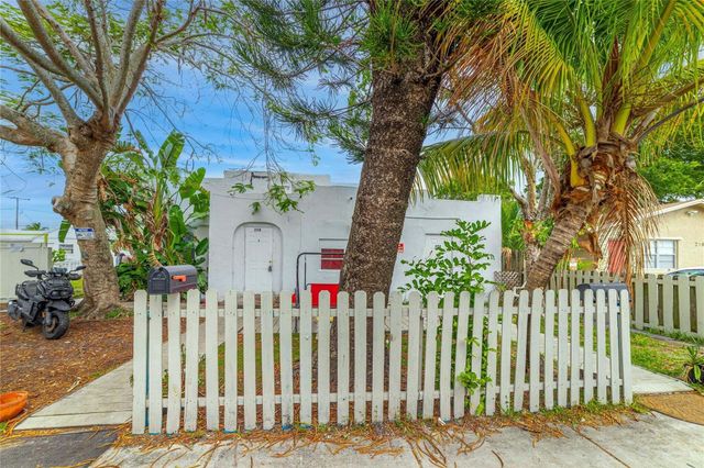 224 SW 14th Street, Dania Beach, FL 33004