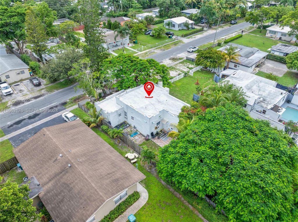 224 SW 14th Street, Dania Beach, FL 33004